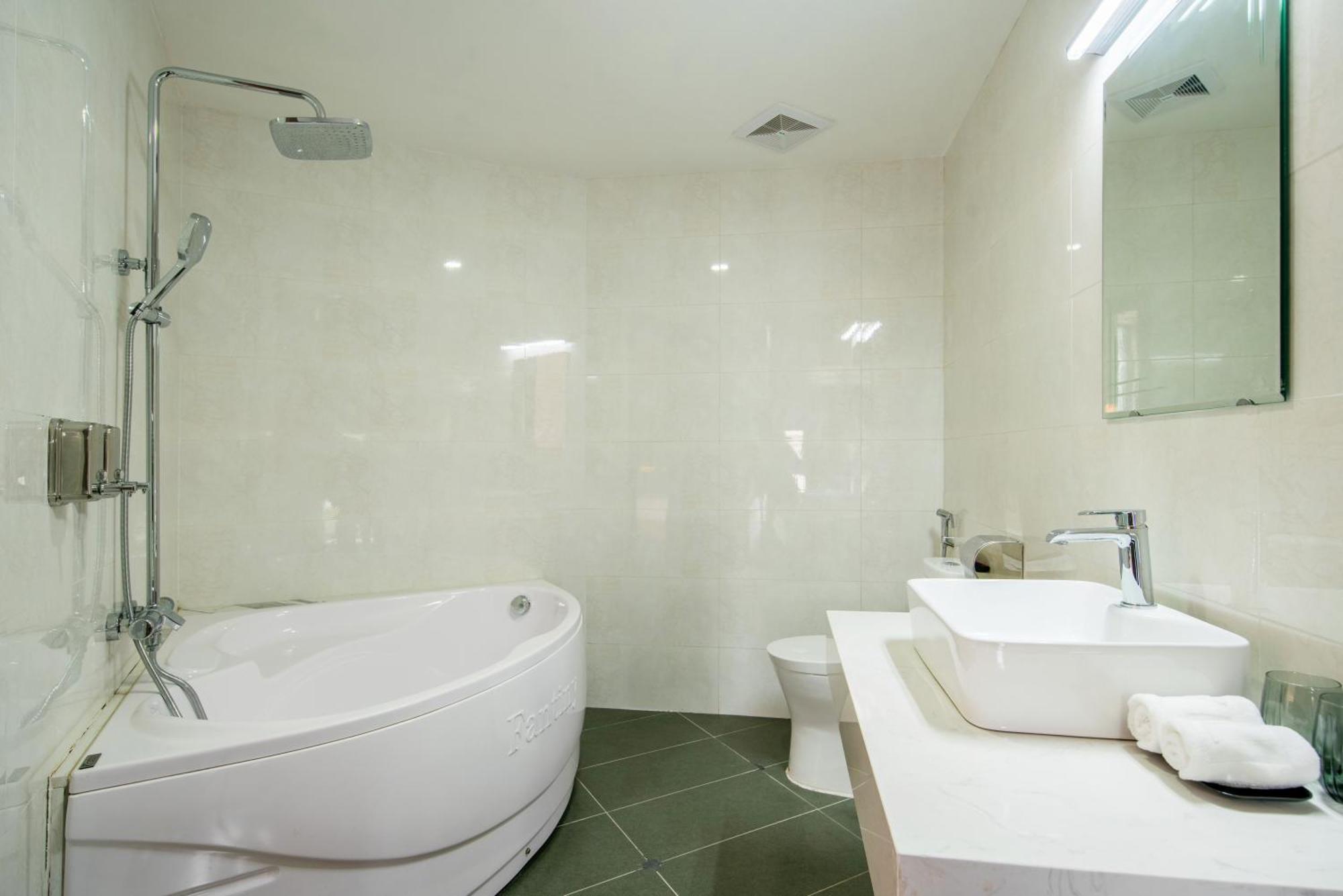 Jacayl Hotel Tcg Ханой Екстер'єр фото